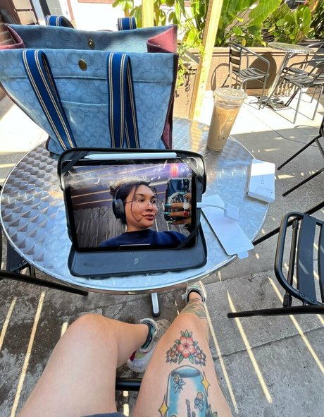 fun4lizzsfw model art photo