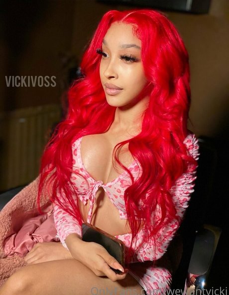 wewantvicki pretty model galleries