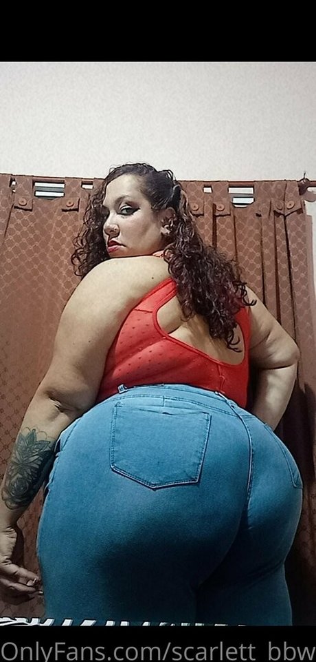 scarlett bbwhot art actress pictures