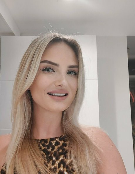 lexy lovee pornstar beautiful archive