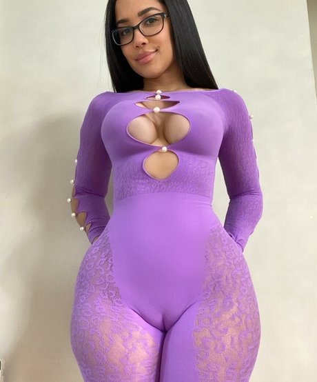 Imnailah_ pornstar adult picture