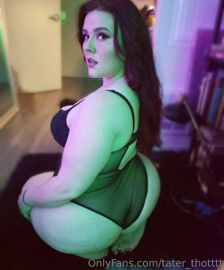 thott pockett art model photos