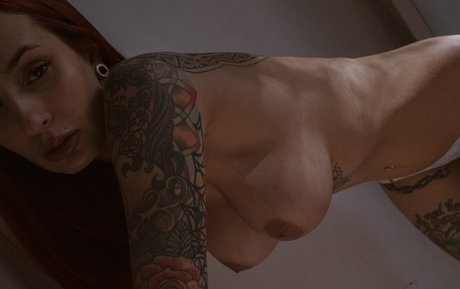 ThePeachApp pornographic actress images