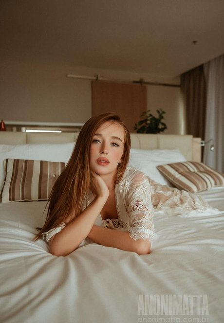 Duda Reis actress picture