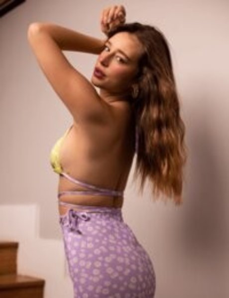 bra onlyfans nudes pics