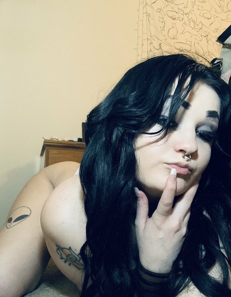 sexxmetalxbarbiex nude model img