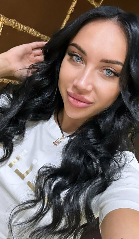 lola dazzle free star pornographic photos