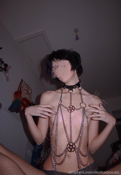 strawberryteeth exclusive pornstar pic