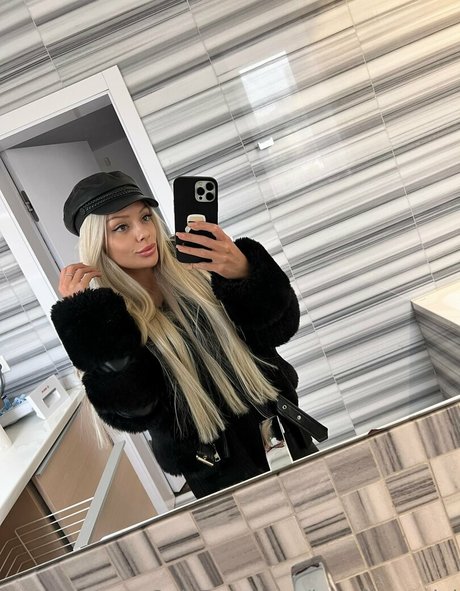 lolaellemodel pornstar high quality img