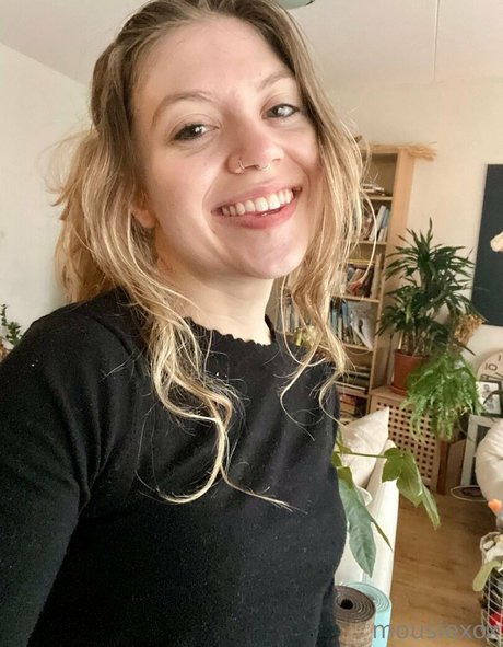 mousiexox top actress picture