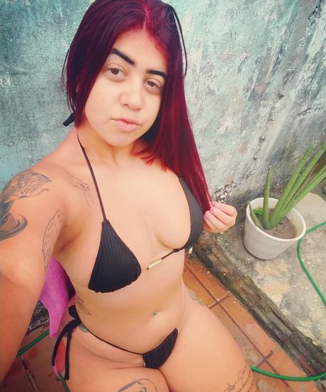 Debiinhawalker star hot image