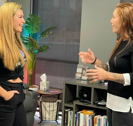 criscyborg pretty model photo