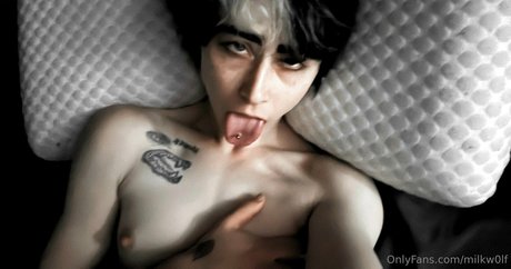 milkw0lf star naked archive