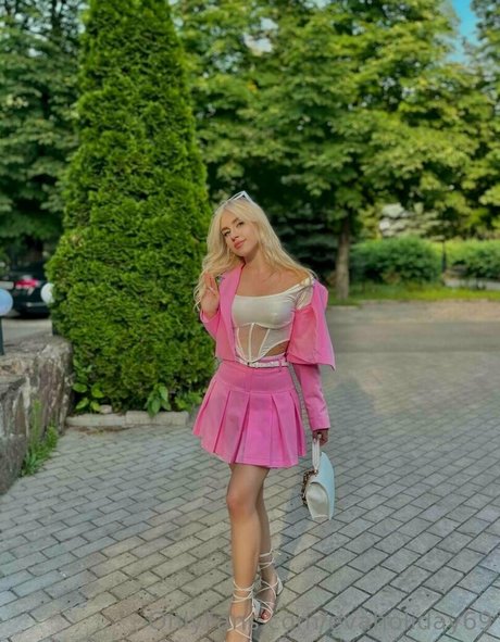 evaholiday69 nude star gallery