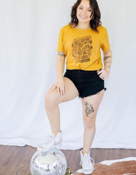 Finley Parker model sexy galleries