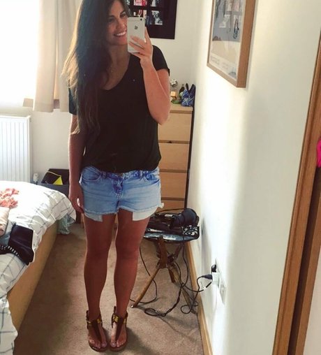 Becky Ives model sexy pic