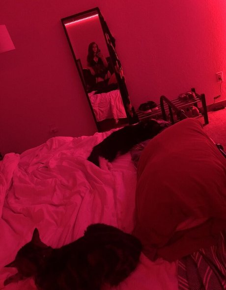 Emily Fox free actress pics