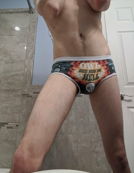 lewdlesse star sexy photos