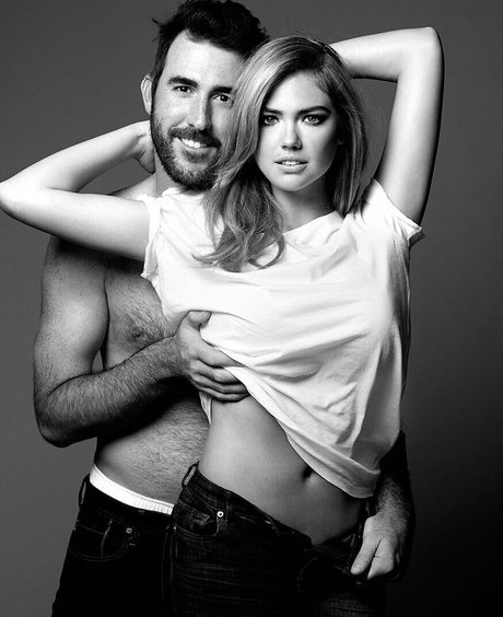 Kate Upton art model gallery