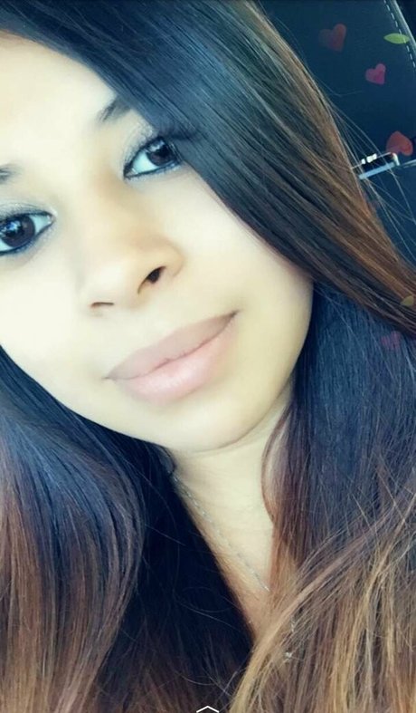 devilishdaisy exclusive star img