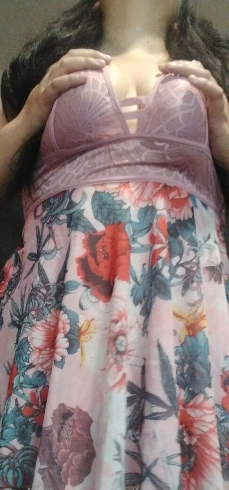 bunnyrosegold model hot archive