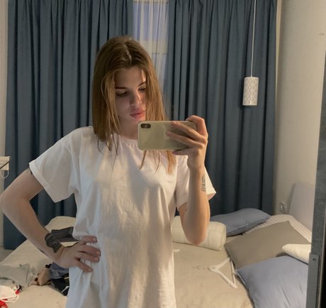 Anibutler hot model photos