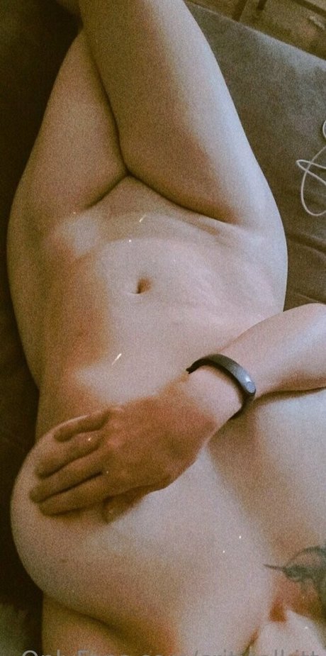 criticalkitt pretty actress pics