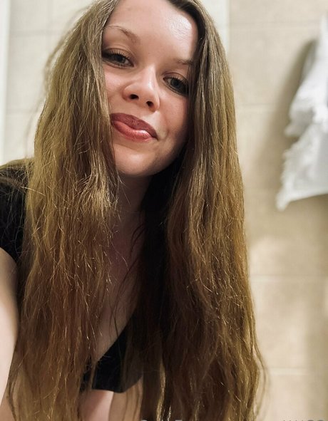 arteich nude star pictures