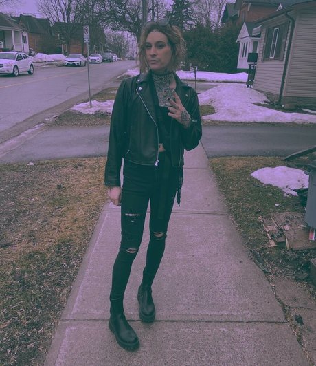 Hayley Hazel star picture