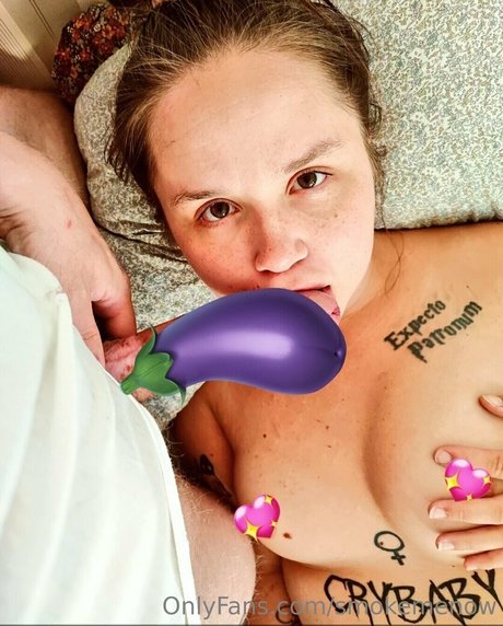 smokemenow sexy model img