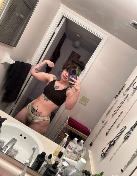 fairlyodd222 porn model gallery