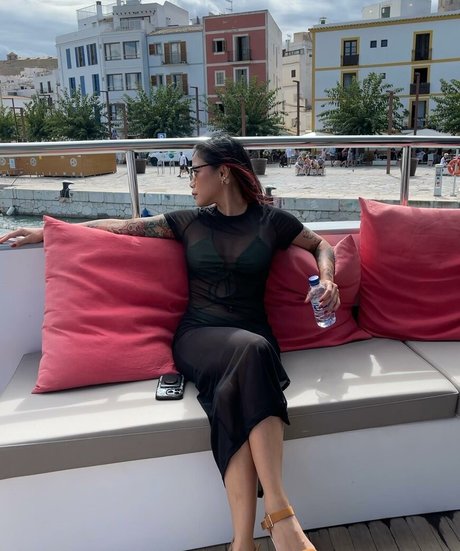 Jonna Mae hot star photos