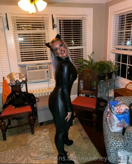 Only yours art star gallery