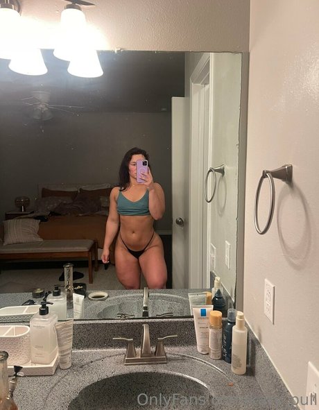 Katy Pull pornstar erotic image