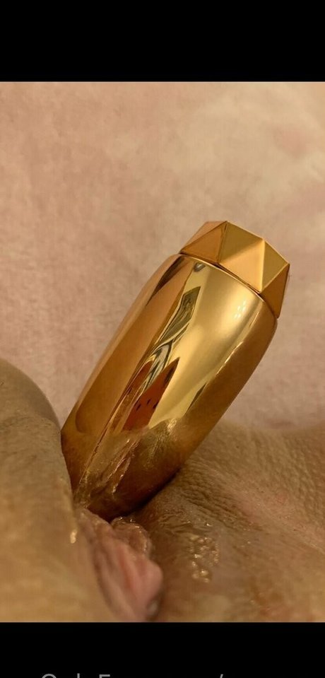 gwencx art actress galleries