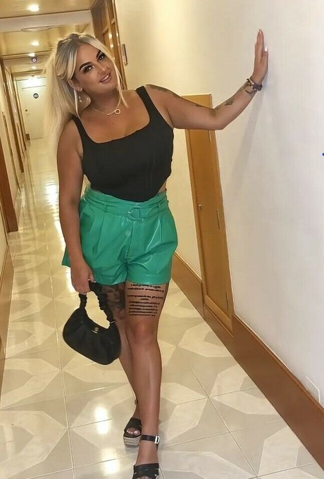 georgina hannah exclusive star photos