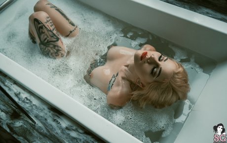 Kourtneydee pornographic model photo