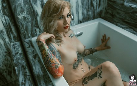 Kourtneydee sexy star photo