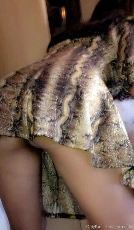 sluttedlola exclusive model pic