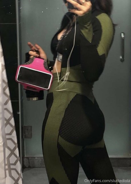 sluttedlola erotic pornstar gallery