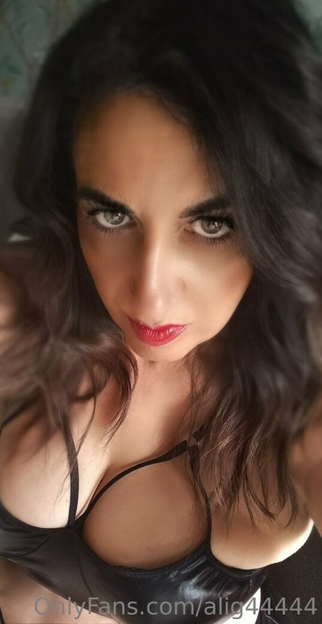 alig44444 model exclusive pic