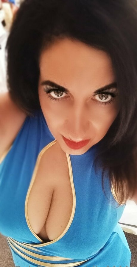 alig44444 pornstar exclusive photo