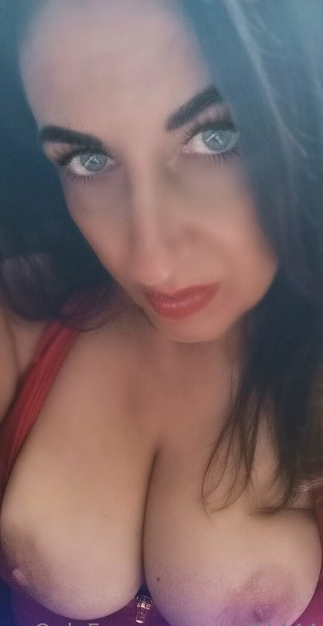 alig44444 best actress image