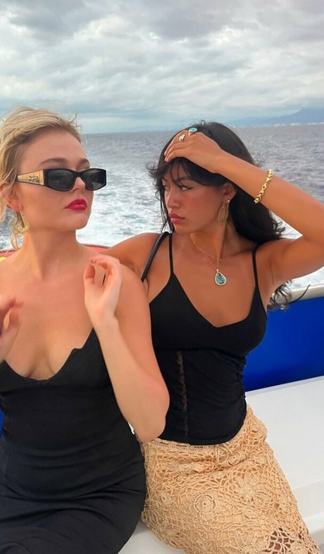 Emily Lind nude pornstar galleries