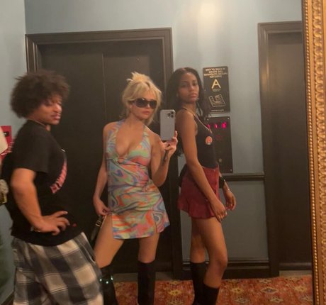 Emily Lind star adult image