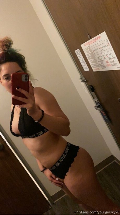 itsyagirlsky pornstar xxx img