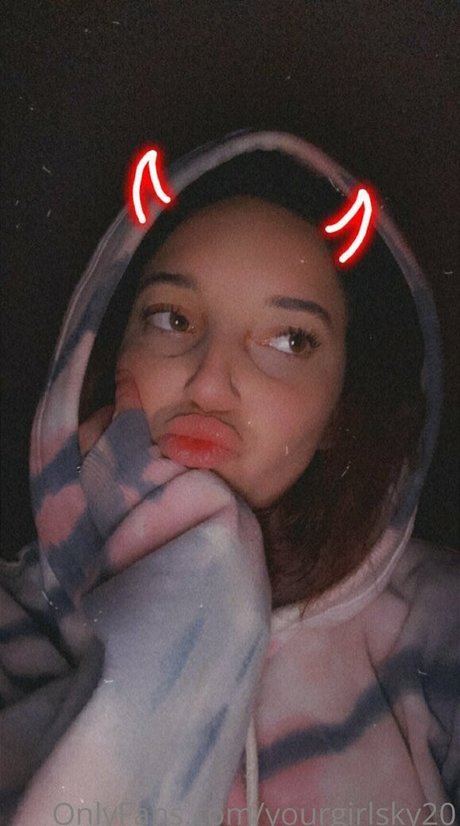 itsyagirlsky pornographic actress image