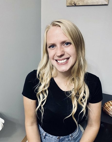 feedfrankiefree hot pornstar photo