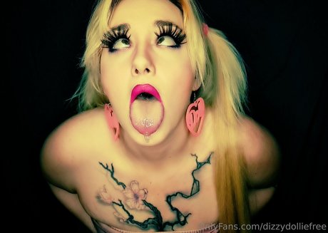 dizzydolliefree nudes model gallery