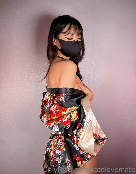 katelovemate model beautiful photo